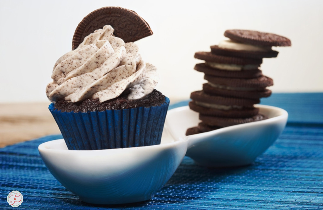 Foodstyling-Desserts Oreo Cupcake,a Birthday cupcake