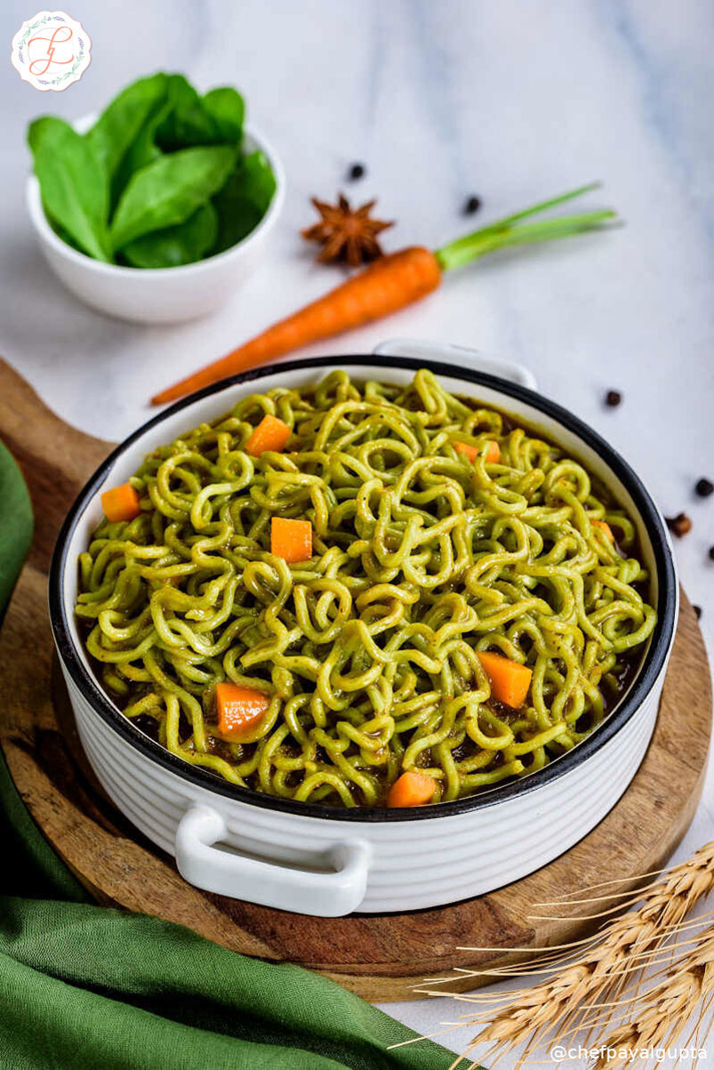 food photography, healthy maggi, atta noodles, atta maggi with spinach, diet maggi